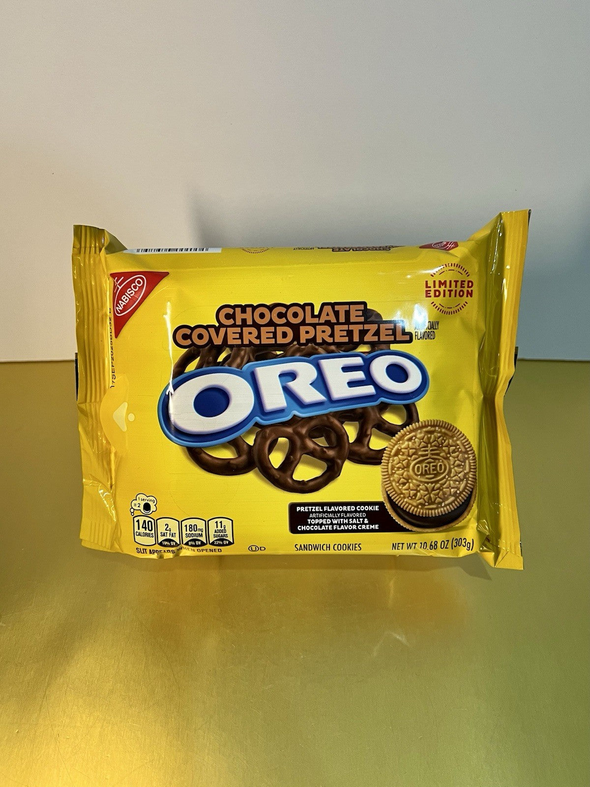 🔵New Limited Edition Oreo Chocolate Covered Pretzels Salt Creme Cookies 10.68oz