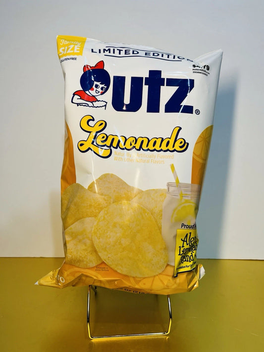 New Limited Edition UTZ Lemonade Sweet Tangy Sour Potato Chips 7.75oz
